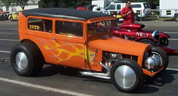 29 Ford Model A Hiboy Chopped Tudor Sedan