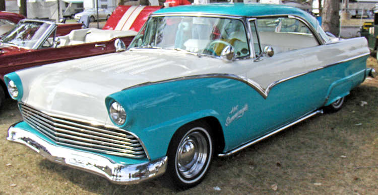 55 Ford 2dr Hardtop Custom
